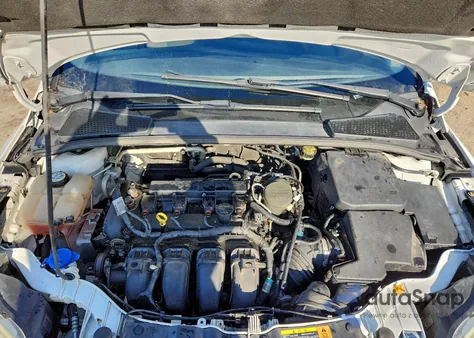 2013 Ford Focus Se z USA, uszkodzony, nr VIN 1FADP3F21DL282215